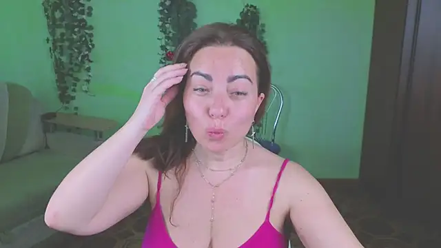 Zoe Zephyr online show from 06-11-26, 05:37