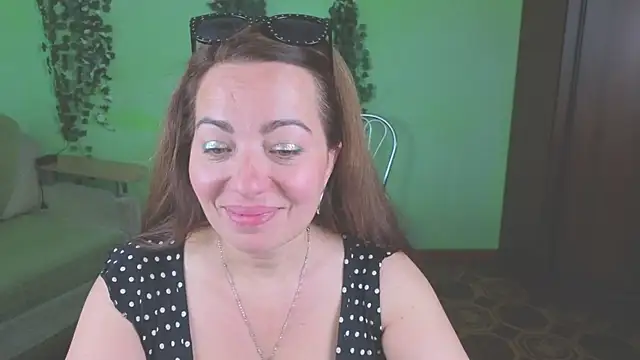 Zoe Zephyr online show from 06-10-26, 05:41