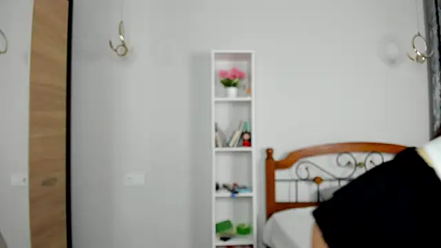 Snapshot of ameliyaa_sun chatting on 06-01-26, 03:11 ameliyaa sun online show from 06-01-26, 03:11