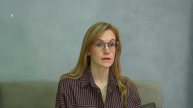 GraceHudsons online show from 04-22-26, 04:08