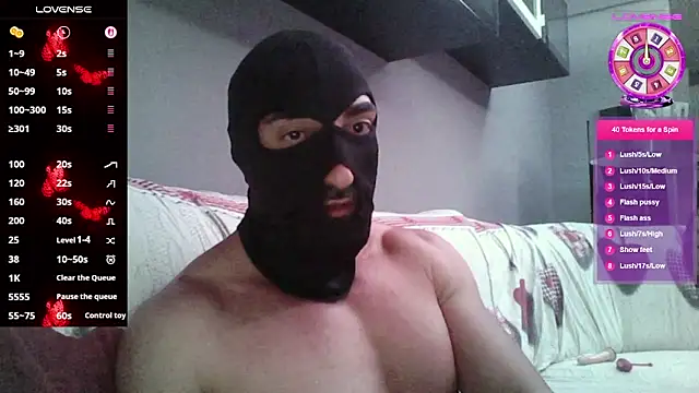 Snapshot of lunarossa84 chatting on 05-30-26, 09:31 lunarossa84 online show from 05-30-26, 09:31