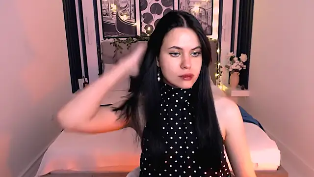 Snapshot of _Scarlett_Lee_ chatting on 06-16-26, 01:44 Scarlett Lee online show from 06-16-26, 01:44