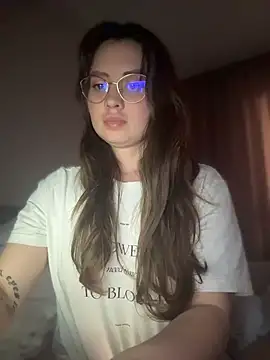 Aitana Magic online show from 04-15-26, 02:32