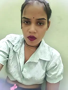 Snapshot of Dimple-Shah chatting on 07-30-26, 12:37 Dimple-Shah online show from 07-30-26, 12:37