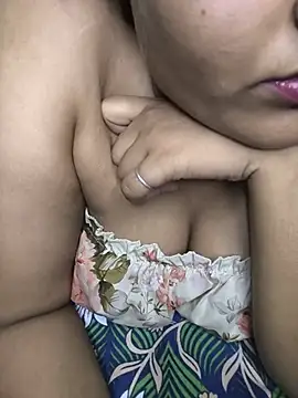 Snapshot of PunkTiling chatting on 06-24-26, 07:11 PunkTiling online show from 06-24-26, 07:11