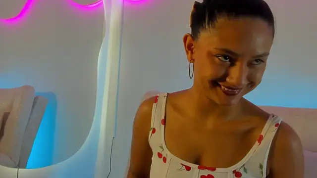 VenusBlazzer online show from 05-15-26, 01:53