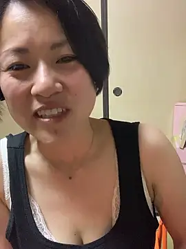 Snapshot of rin2432 chatting on 04-29-26, 05:30 rin2432 online show from 04-29-26, 05:30