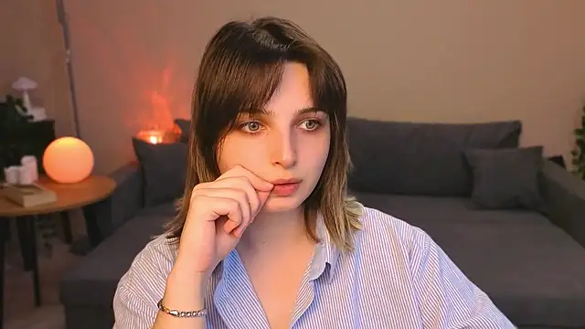 Snapshot of tender_meow chatting on 06-10-26, 09:05 tender meow online show from 06-10-26, 09:05