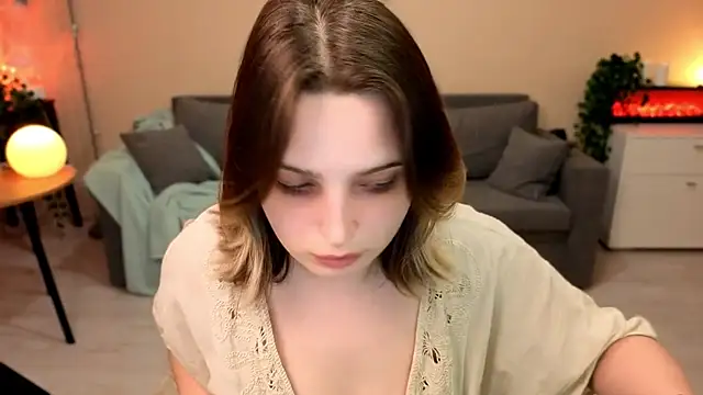 Snapshot of tender_meow chatting on 05-19-26, 07:21 tender meow online show from 05-19-26, 07:21