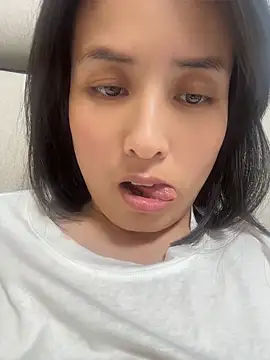 Faye-baby online show from 06-17-26, 03:55