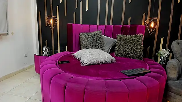 JayTaylorr online show from 05-06-26, 11:47