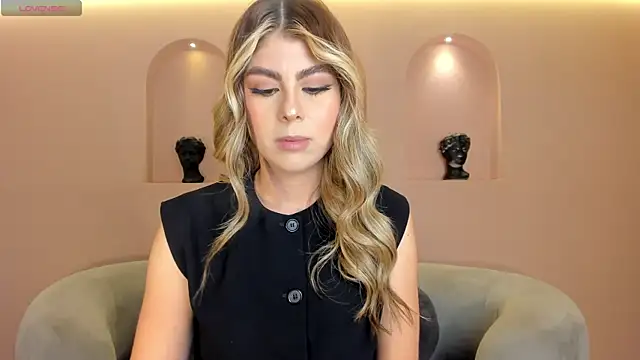 MiaSilvaX online show from 07-11-26, 10:48