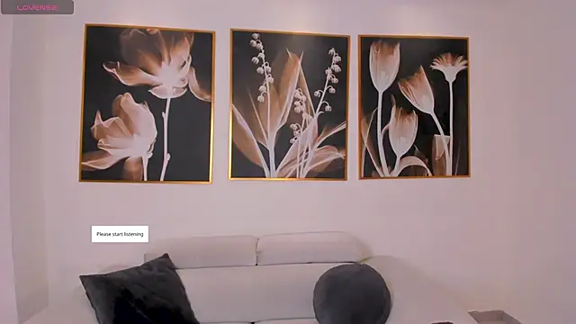 MiaSilvaX online show from 06-08-26, 11:00
