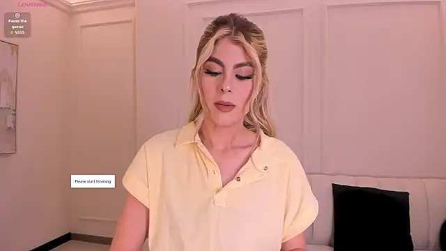 MiaSilvaX online show from 06-15-26, 10:59