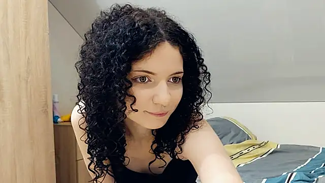 CinnamonCurl online show from 07-02-26, 12:00