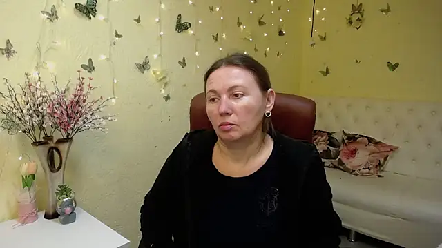 ZoyaPask online show from 04-24-26, 05:53