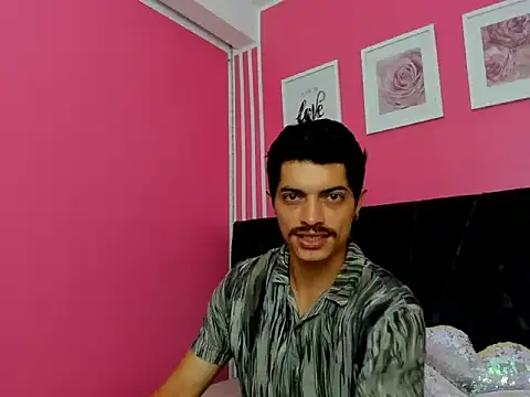 taylor Stele online show from 04-16-26, 01:23