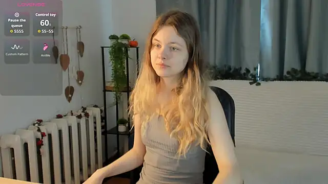 Snapshot of Glitch_Doll chatting on 05-07-26, 05:11 Glitch Doll online show from 05-07-26, 05:11