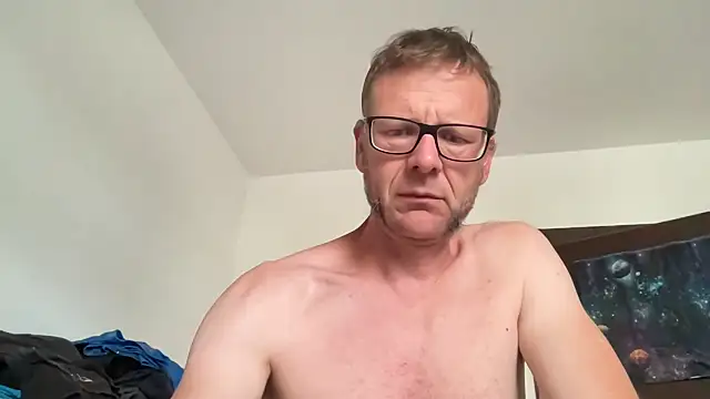 Snapshot of o_florian_o1 chatting on 07-10-26, 02:06 o florian o1 online show from 07-10-26, 02:06