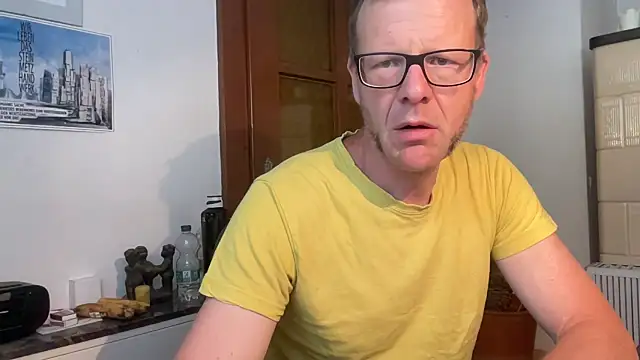 Snapshot of o_florian_o1 chatting on 06-26-26, 07:47 o florian o1 online show from 06-26-26, 07:47