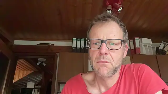 Snapshot of o_florian_o1 chatting on 07-07-26, 04:59 o florian o1 online show from 07-07-26, 04:59