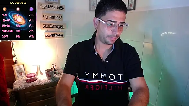 Snapshot of andders_ chatting on 05-07-26, 01:32 andders online show from 05-07-26, 01:32