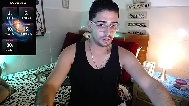 Snapshot of andders_ chatting on 06-05-26, 01:54 andders online show from 06-05-26, 01:54