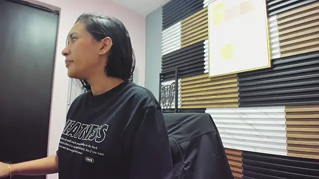 Scarleth-Foxx online show from 07-19-26, 10:50