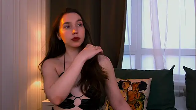 Snapshot of Suzaneey chatting on 07-05-26, 04:19 Suzaneey online show from 07-05-26, 04:19