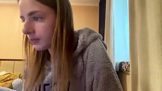 Snapshot of selianderol chatting on 06-03-26, 11:33 selianderol online show from 06-03-26, 11:33