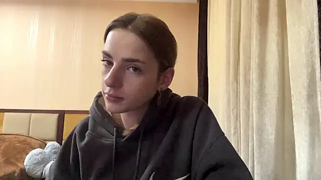 Snapshot of selianderol chatting on 07-18-26, 04:10 selianderol online show from 07-18-26, 04:10