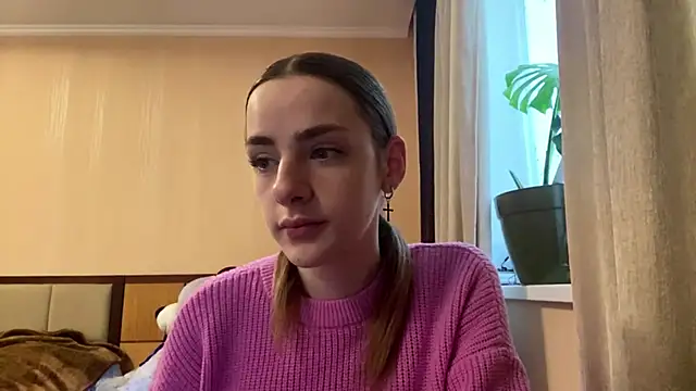 Snapshot of selianderol chatting on 04-19-26, 06:36 selianderol online show from 04-19-26, 06:36