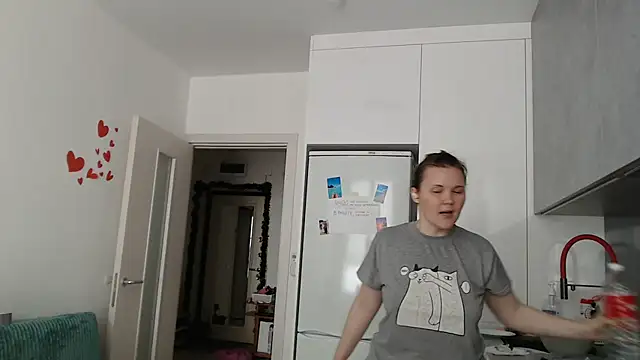 Nodarell online show from 06-18-26, 08:57