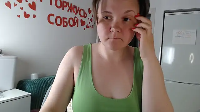 Snapshot of Nodarell chatting on 05-25-26, 09:24 Nodarell online show from 05-25-26, 09:24