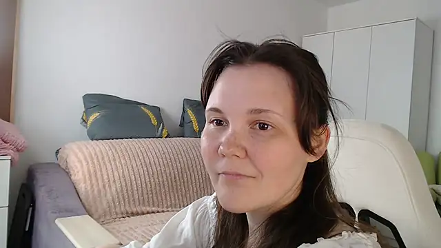 Snapshot of Nodarell chatting on 05-10-26, 02:30 Nodarell online show from 05-10-26, 02:30