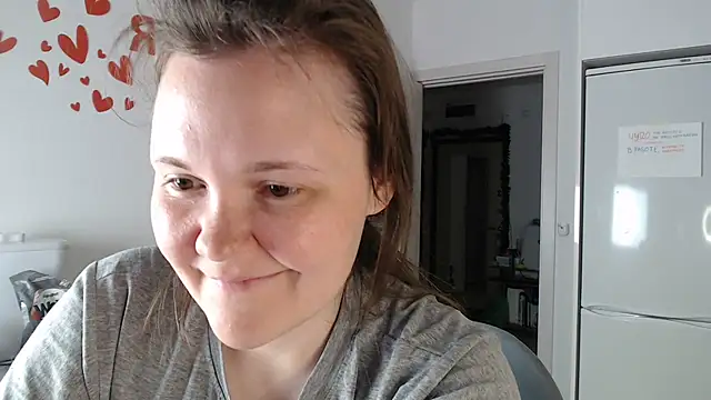 Snapshot of Nodarell chatting on 05-26-26, 08:40 Nodarell online show from 05-26-26, 08:40