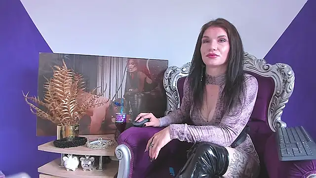 MistressKasandra online show from 05-20-26, 11:29