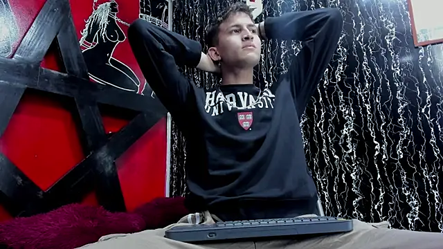Axel Romanov online show from 07-16-26, 04:26