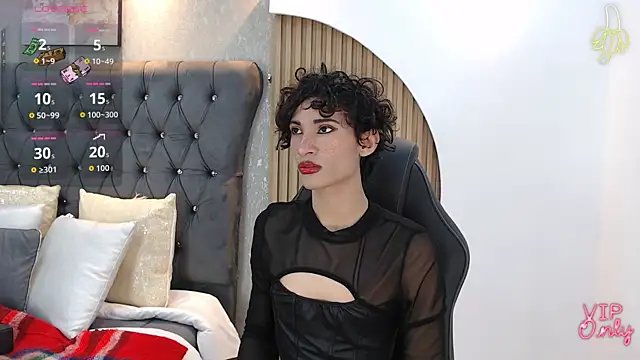 Snapshot of Anaciet_Evans chatting on 06-07-26, 04:07 Anaciet Evans online show from 06-07-26, 04:07