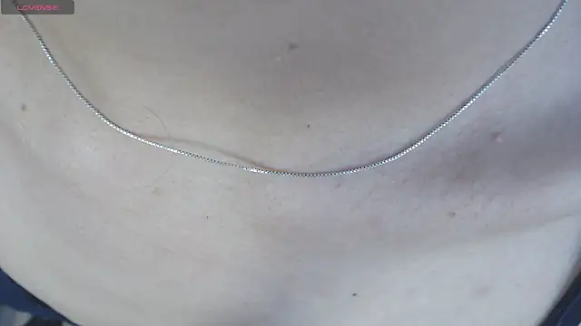 Snapshot of Anaciet_Evans chatting on 07-09-26, 04:24 Anaciet Evans online show from 07-09-26, 04:24