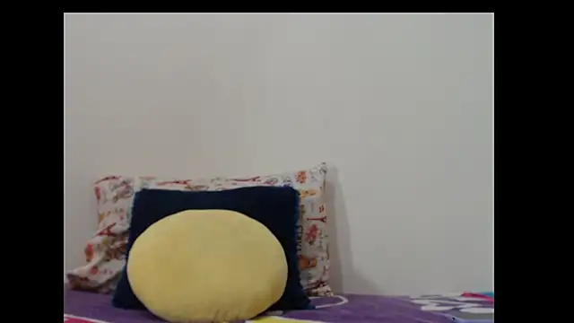 Snapshot of zaphiro_skye chatting on 06-24-26, 08:57 zaphiro skye online show from 06-24-26, 08:57