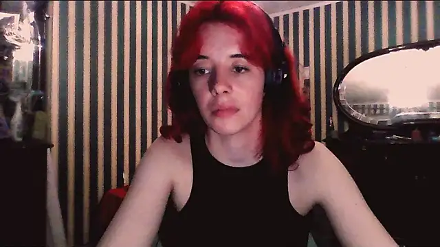 amberrrdolll  online show from 06-30-26, 08:20