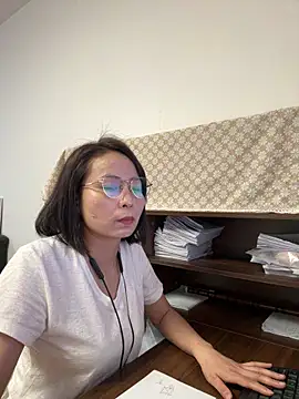 lisha521 online show from 06-10-26, 01:18