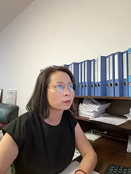 lisha521 online show from 06-15-26, 01:39