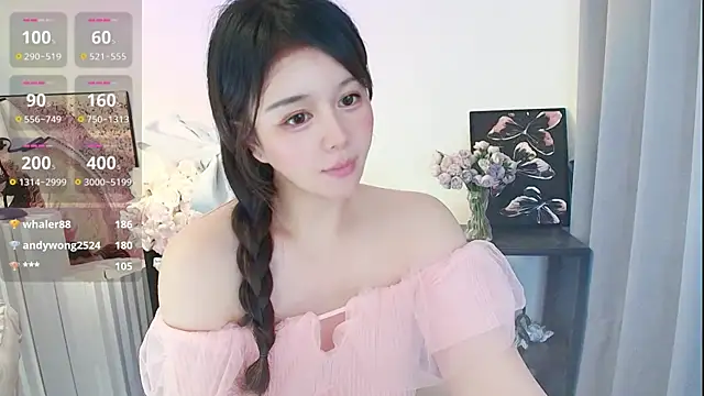 Snapshot of Moon-66 chatting on 05-31-26, 06:02 Moon-66 online show from 05-31-26, 06:02