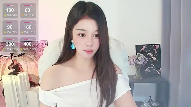 Snapshot of Moon-66 chatting on 05-31-26, 05:57 Moon-66 online show from 05-31-26, 05:57