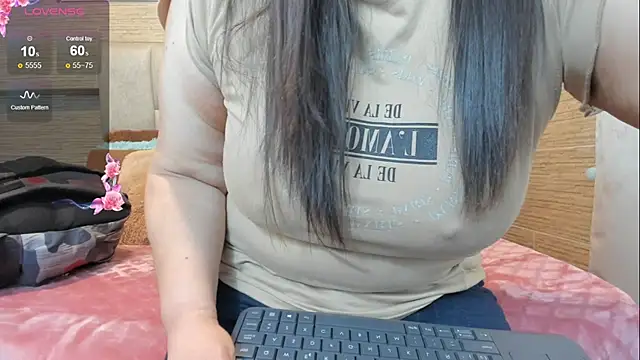 hott mature online show from 07-11-26, 12:05