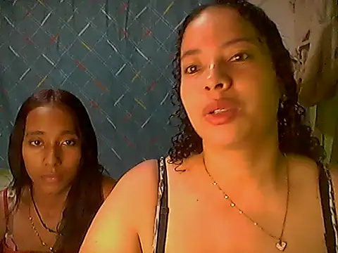 DivaCaliente1 online show from 06-30-26, 01:33
