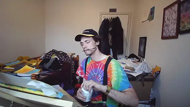 Snapshot of JohnnyMoves chatting on 05-23-26, 01:10 JohnnyMoves online show from 05-23-26, 01:10