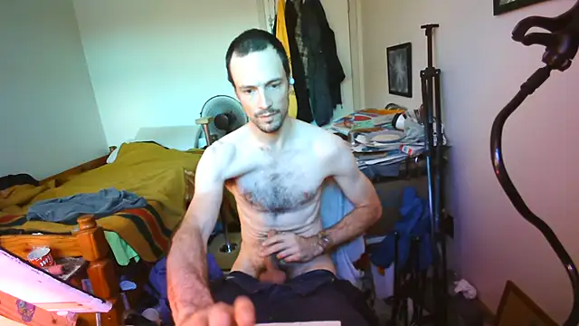 Snapshot of JohnnyMoves chatting on 07-29-26, 01:54 JohnnyMoves online show from 07-29-26, 01:54